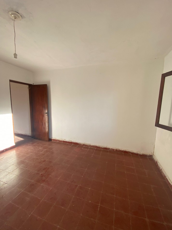 Venta de amplia propiedad con dos casas en Barrio Centro America :¡ OPORTUNIDAD UNICA!
