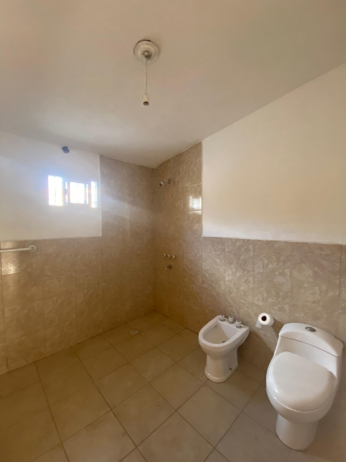 Venta de amplia propiedad con dos casas en Barrio Centro America :¡ OPORTUNIDAD UNICA!