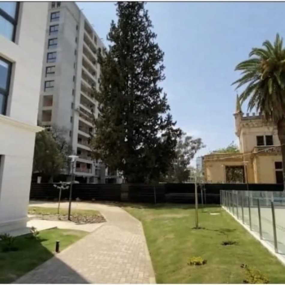 VENTA DE EXCELENTE DEPARTAMENTO DE 1 DORMITORIO EN OPERA PARK