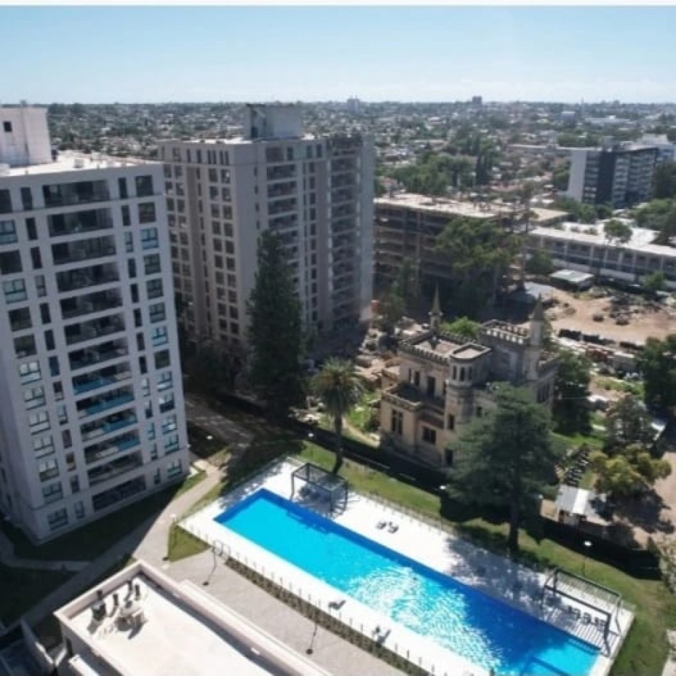 VENTA DE EXCELENTE DEPARTAMENTO DE 1 DORMITORIO EN OPERA PARK