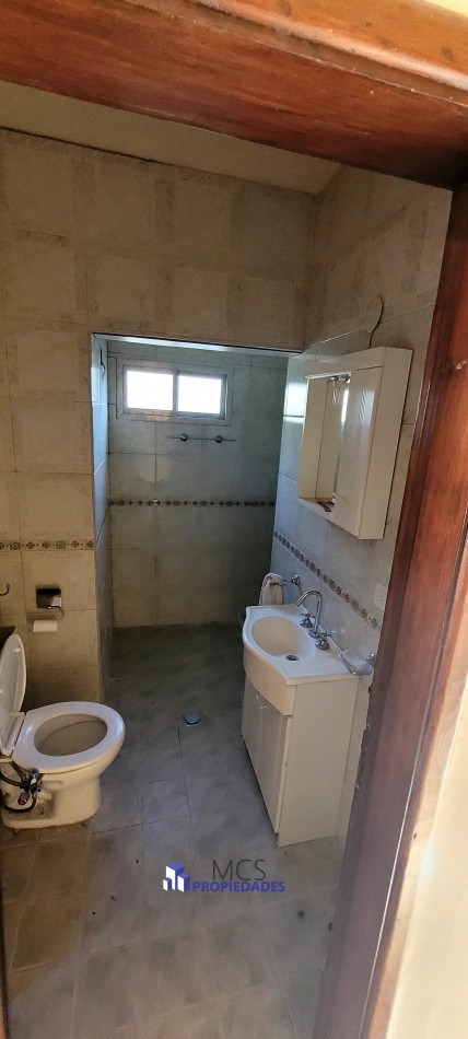CASA ZONA CENTRO! ZONIFICACION COMERCIAL! A REFACCIONAR