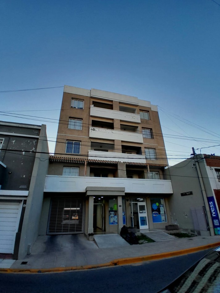 VENDE DEPARTAMENTO CENTRICO EXCELENTE UBICACION