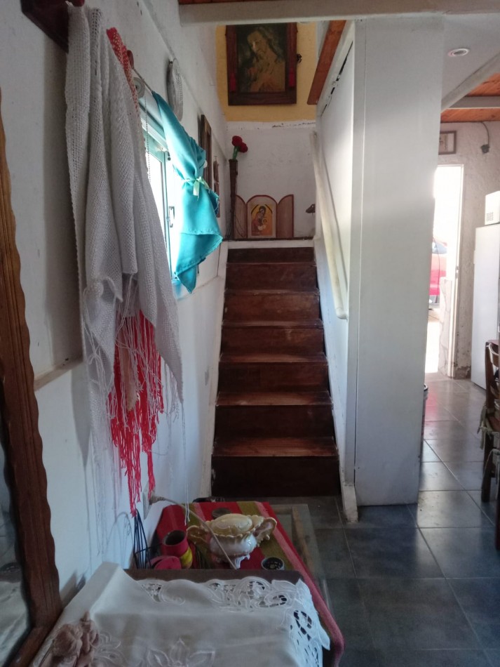 CASA CON PILETA EN VENTA EN EL VOLCAN