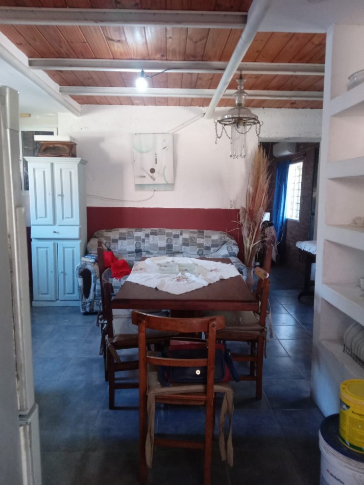 CASA CON PILETA EN VENTA EN EL VOLCAN