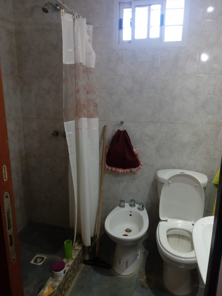 CASA CON PILETA EN VENTA EN EL VOLCAN