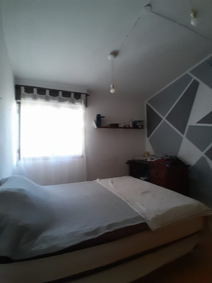 VENDE CASA CON QUINCHO 