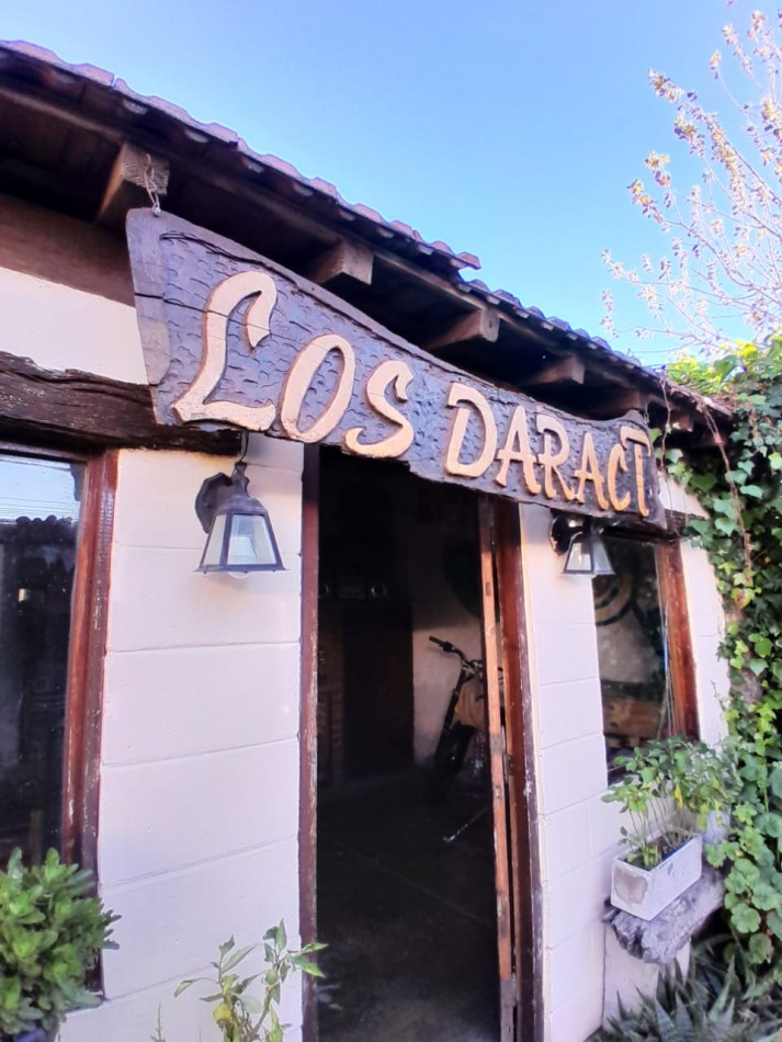 VENDE CASA CON QUINCHO 